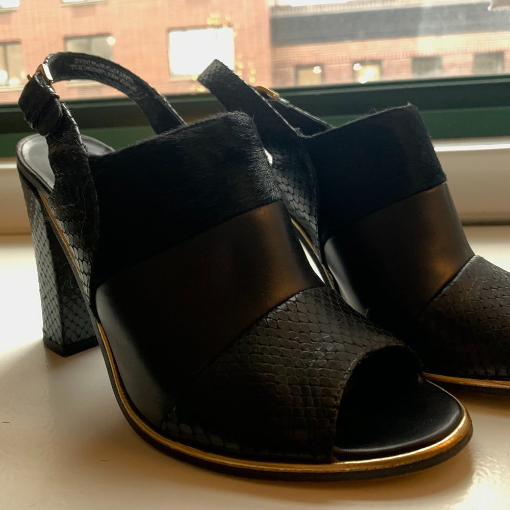 Club Monaco Peep Toe Booties